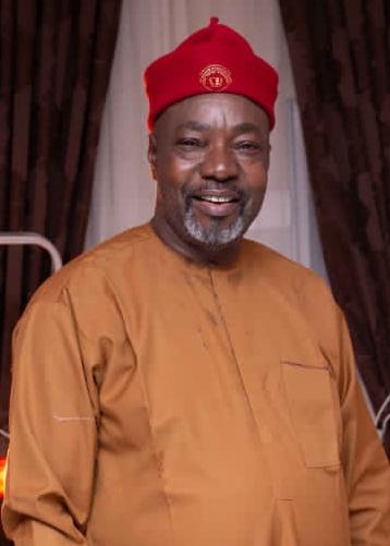 Romeneo Bureau De Change CEO Congratulates Ogbuaehi Ezeafurukwe @ 60