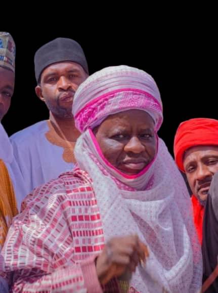 Ketare Monarch Extols Virtues of Late Sir Ahmadu Bello, Bags NUJ Honour